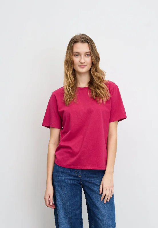 Augusta T-Shirt - Ruby Seamless Knitted Crochet